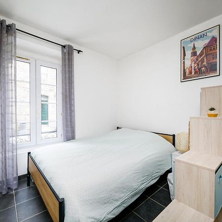 Agreable T1 Situe Au Centre Historique De Dinan Exterior photo